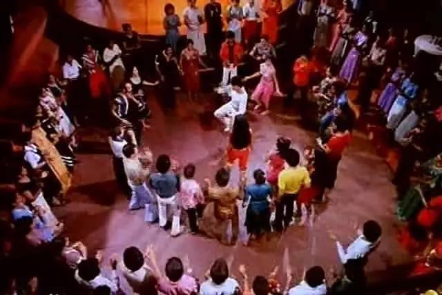 吉米来吧舞蹈视频,动感节奏下的青春活力展现